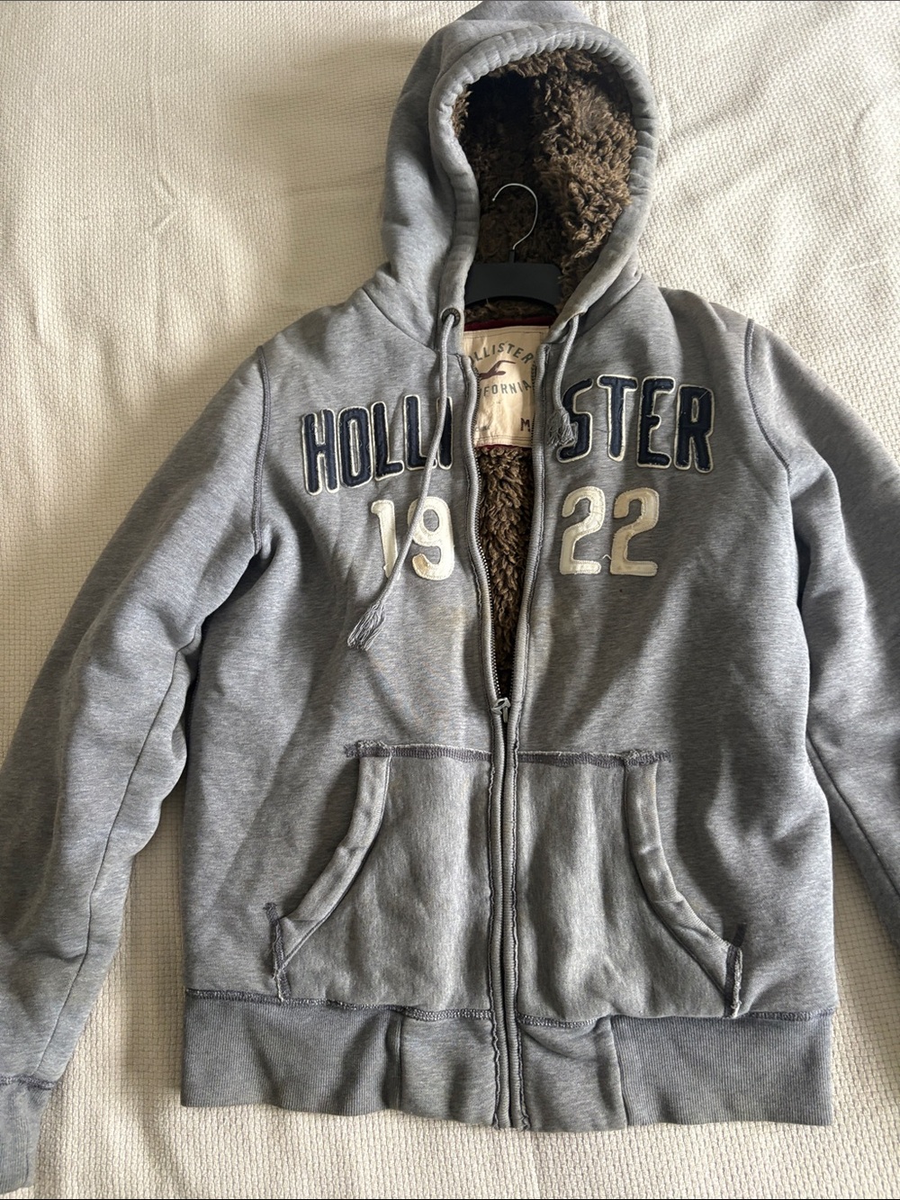 Vintage Hollister Light Gray Zip-Up Hoodie with Navy & Cream Accents